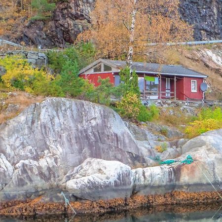 Beautiful Home In Vallavik With Kitchen Bu 外观 照片