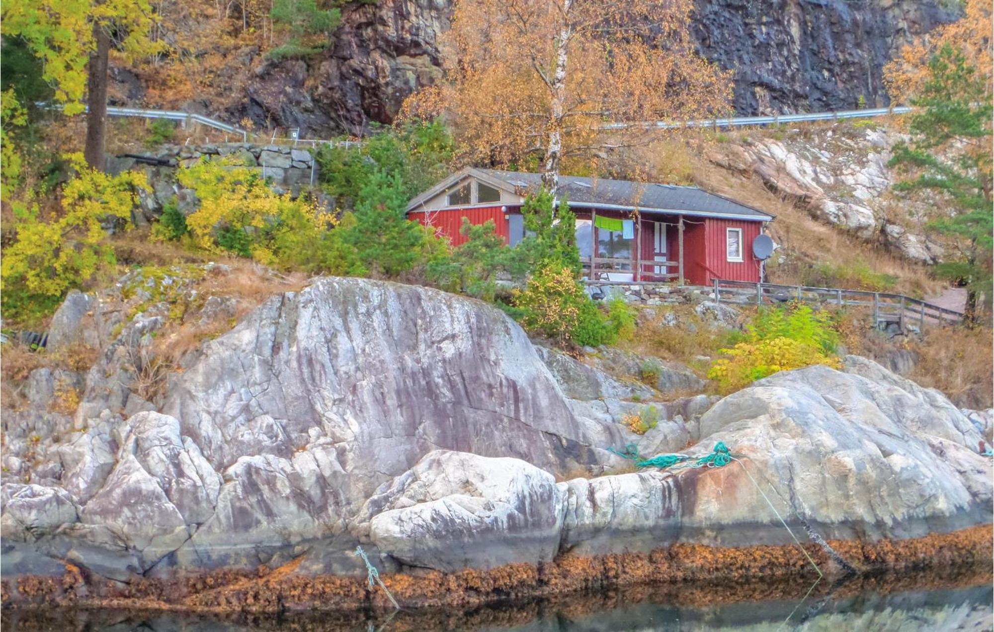 Beautiful Home In Vallavik With Kitchen Bu 外观 照片